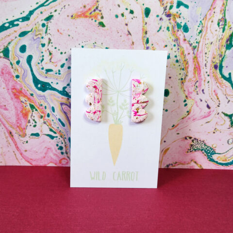 Raspberry Ripple Wavy Vertical Stud