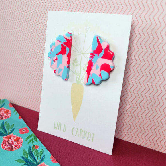 Funky Florals Wavy Vertical Arch Stud - Image 2