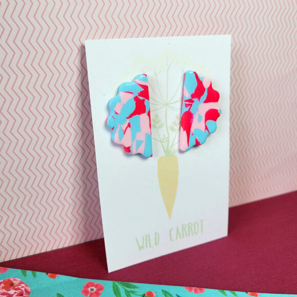 Funky Florals Wavy Vertical Arch Stud - Image 3