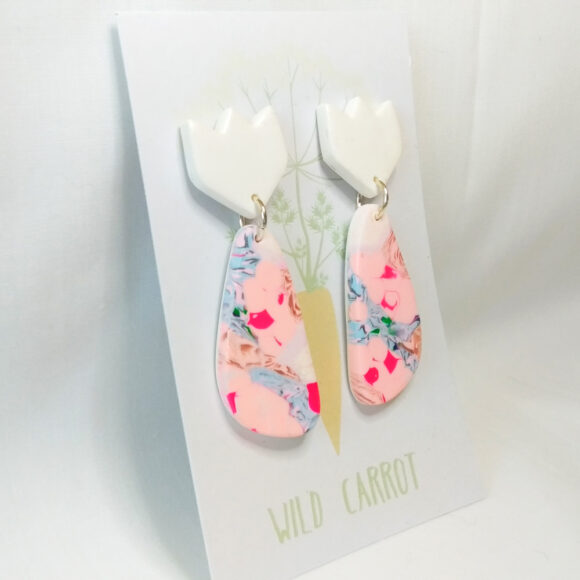 Bubblegum Arrowhead Dangle - Image 2