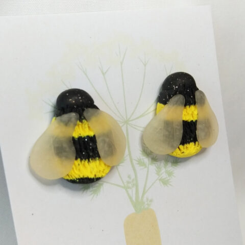 Bumble Bee studs