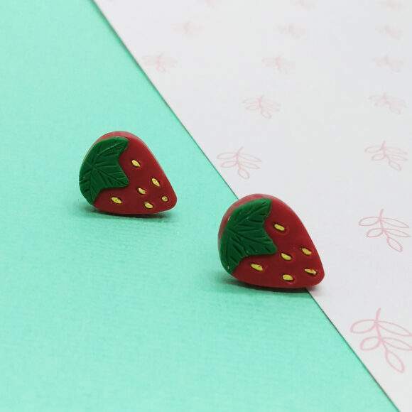 Strawberry studs - Image 2