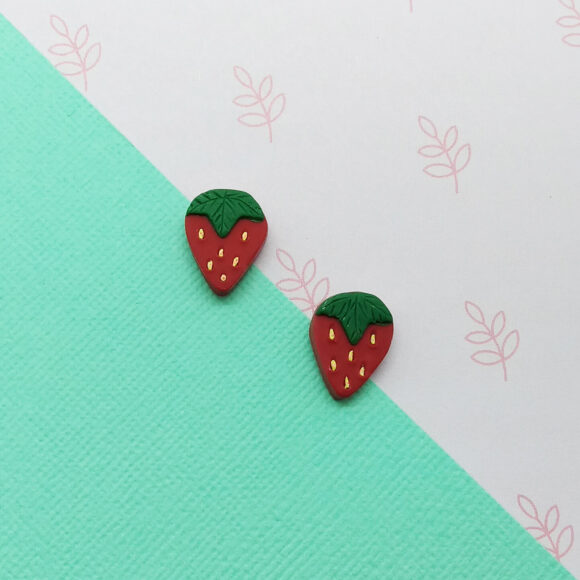 Strawberry studs - Image 3